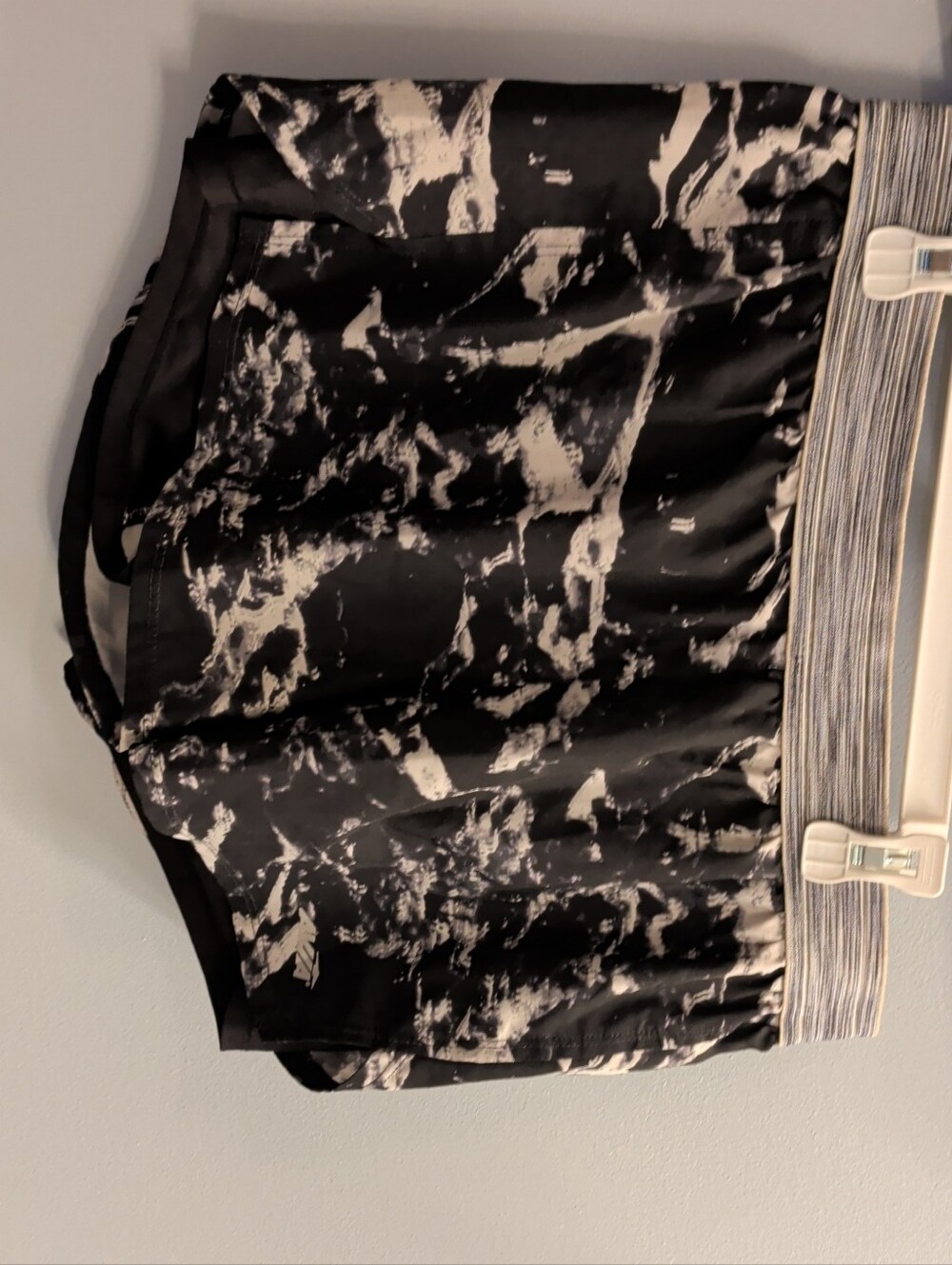 🍉Avia Black and White Striped Athletic Shorts